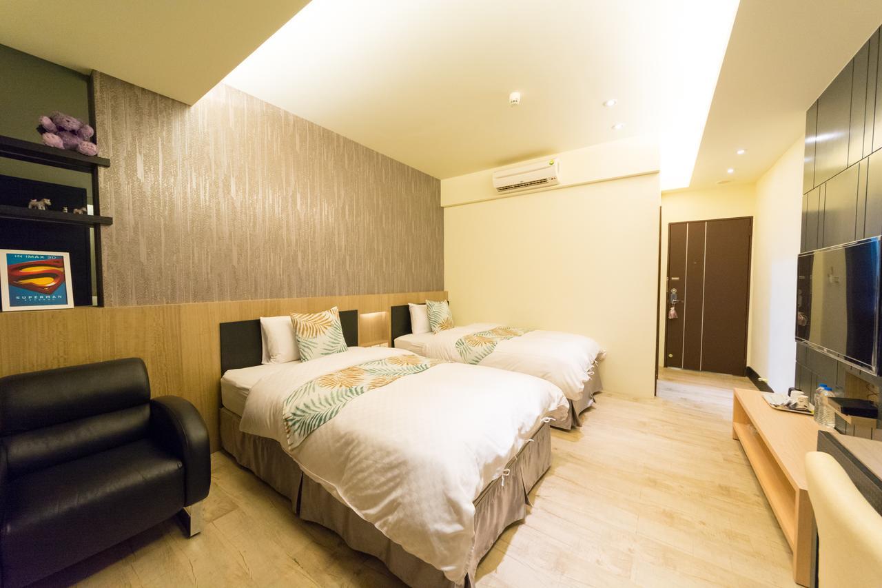 تاينان W Hostel المظهر الخارجي الصورة