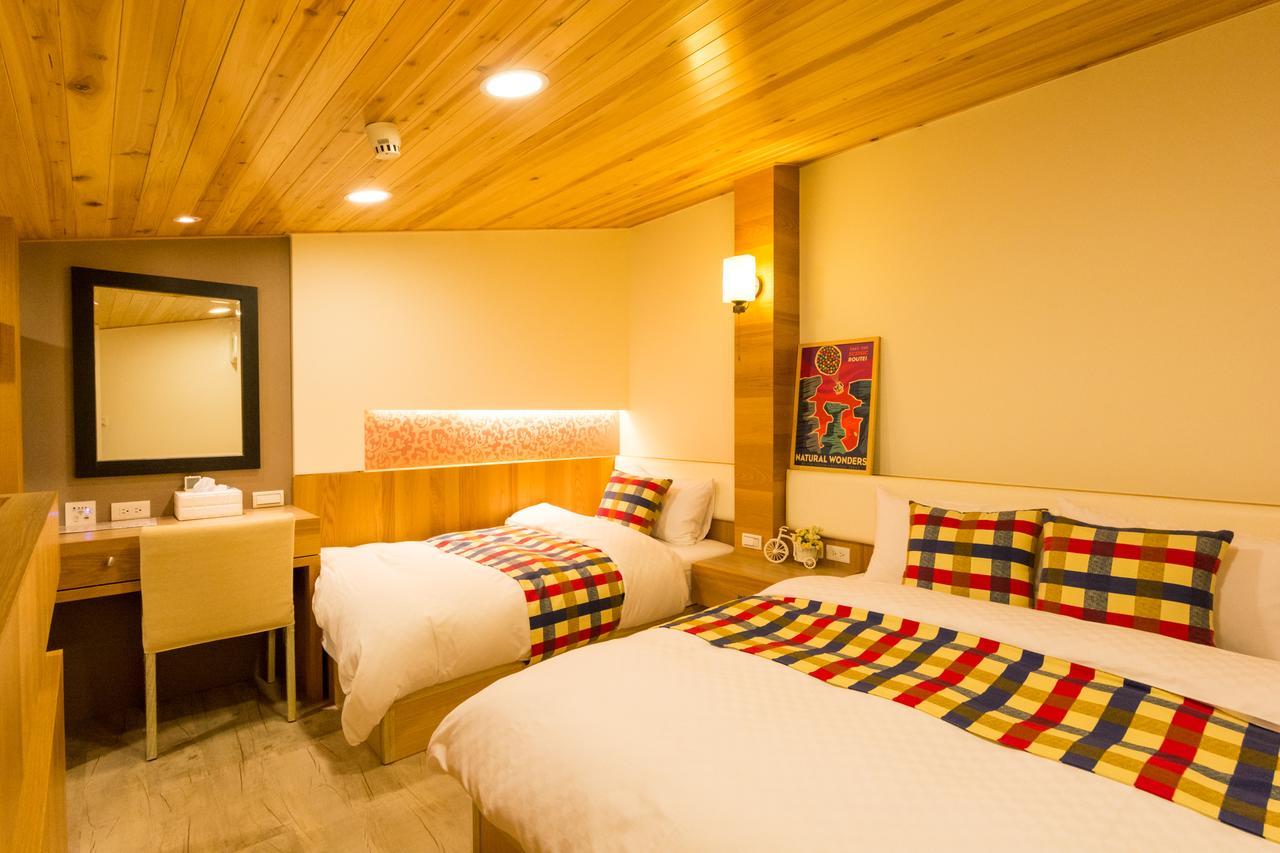 تاينان W Hostel المظهر الخارجي الصورة