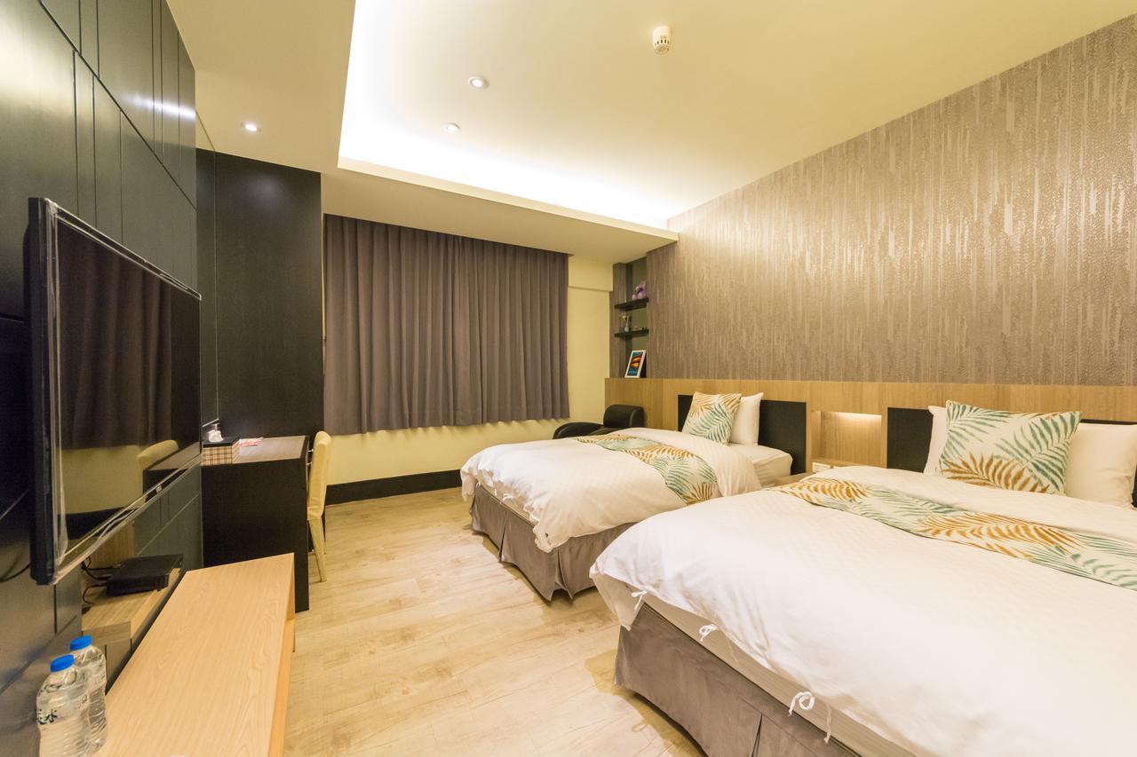 تاينان W Hostel المظهر الخارجي الصورة